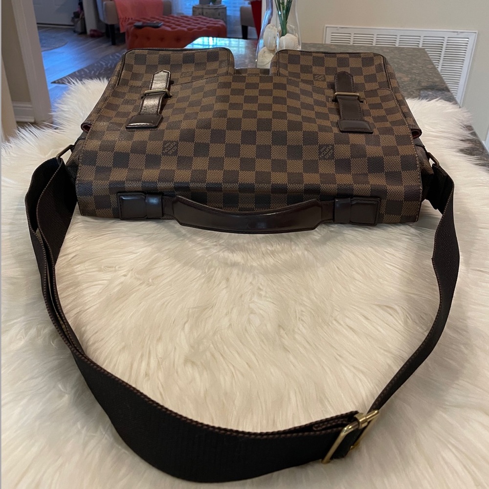 Louis Vuitton Brown Damier Messenger Laptop Bag with Dark Brown Trim - Picture 4 of 13